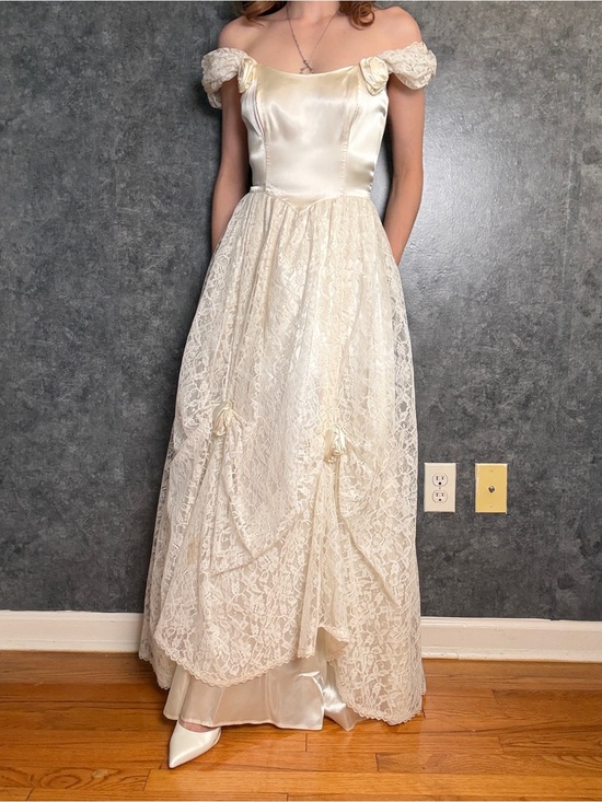 Gunne Sax Dresses & Skirts - Vintage Gunne Sax Wedding Gown — Off-Shoulder Lace with Satin Rosettes